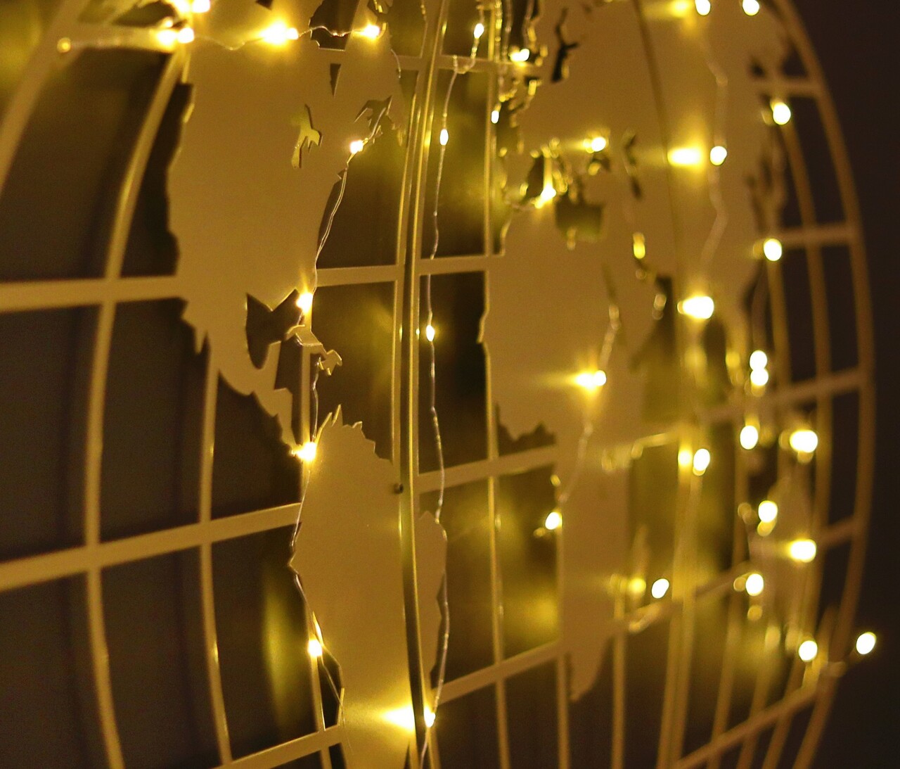 Decoratiune De Perete, World Map Globe Led, Metal, Dimensiune: 60 X 120 Cm, Auriu