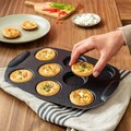 Forma de copt quiche, Tefal, PerfectBake Mini J5734902, 21 x 29 cm, aluminiu reciclat, negru/maro